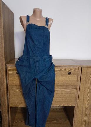 Комбинезон джинсовый с брюками