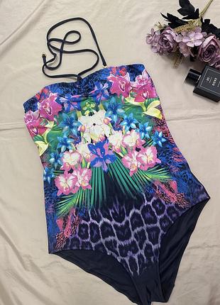 Утягуючий суцільний купальник