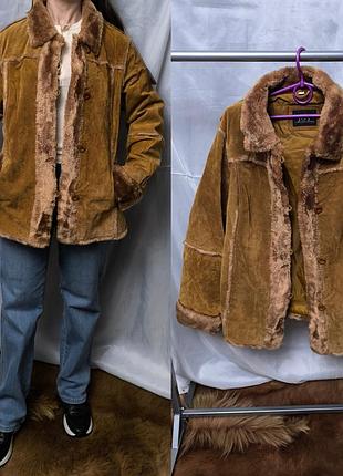 Стильна вінтажна замшева куртка дублянка
