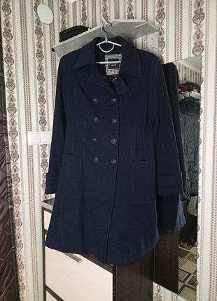 Пальто женское двубортное, стиль милитари. размер s,m