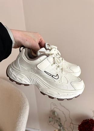 Кросівки на дівчинку 2