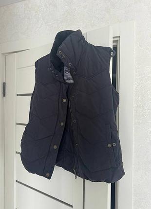 Женская жилетка очень красивое качество