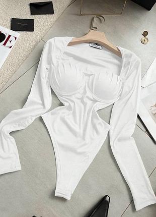 Боді із чашечками🤍