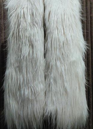 Жилетка жіноча італійська молочний колір еко хутро довгий ворс quentin розмір m l безрукавка жилет