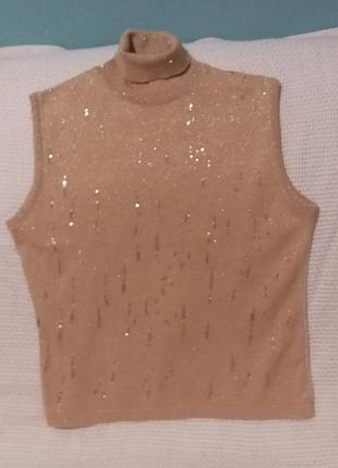 Гольф без рукавов облегающий золотистый с люрексом италия