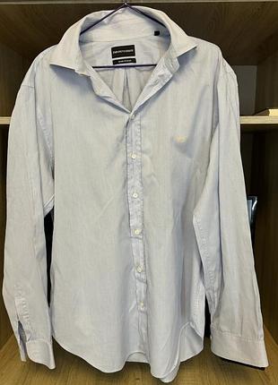 Чоловіча сорочка в смужку бренду emporio armani.