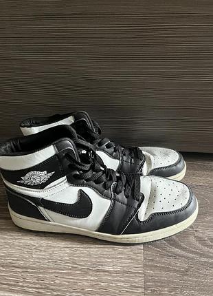 Кросівки найк