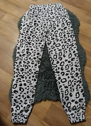 Теплые,молодежные,спортивные брюки.европа.