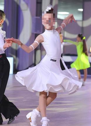 Бейсик, рейтингове плаття, турнірна сукня для бальних танців