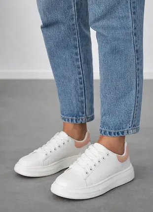 Кросівки з еко-шкіри