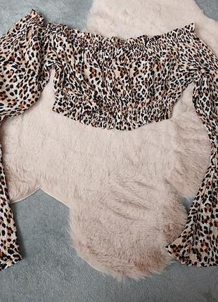 Топ с объемными рукавами в леопардовый принт, размер s