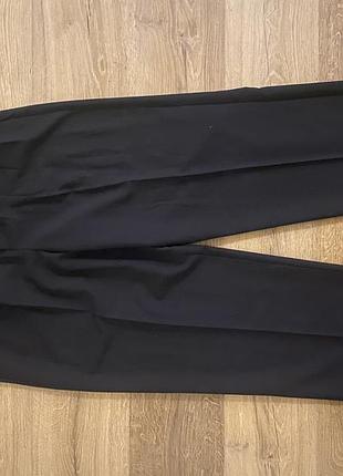 Чорні жіночі брюки!