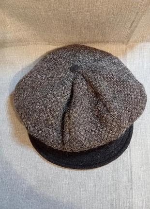 Вовняна кепка