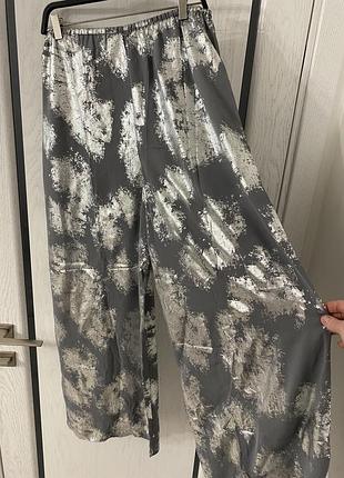 Новые тонкие широкие брюки 50-54 р