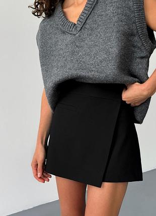 Спідниця-шорти на запах чорна xs
