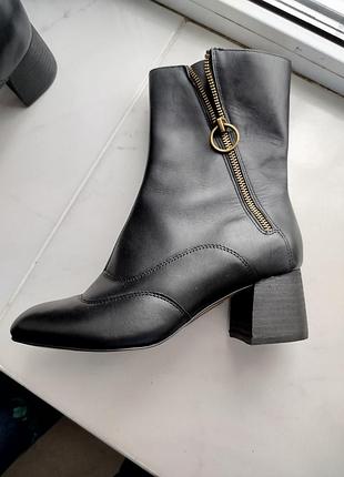 Шкіряні напівчоботи 38р.