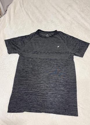 Спортивна футболка для тренувань, розмір м