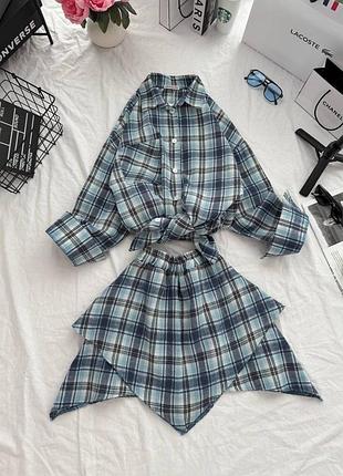 Костюм жіночий