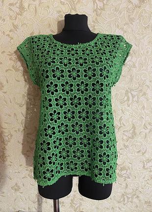 Ажурна кофта з розрізом ззаду