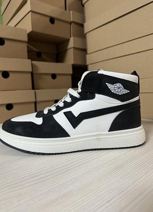 Кросівки демісезонні / кросівки підліткові