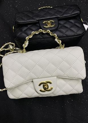 Сумочка біла та чорна