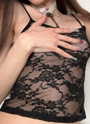 Чорний вінтажний мереживний топ майка на бретелях мереживо вінтаж vintage y2k gothic