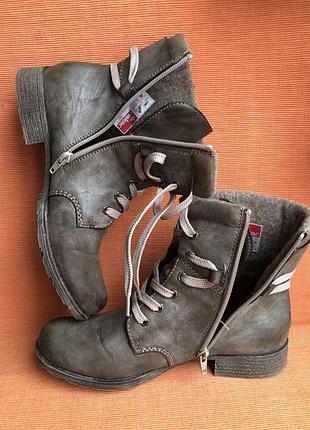 Стильні черевики фірма rieker