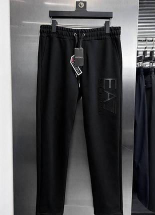 Чоловічі спортивні штани armani в чорному кольорі