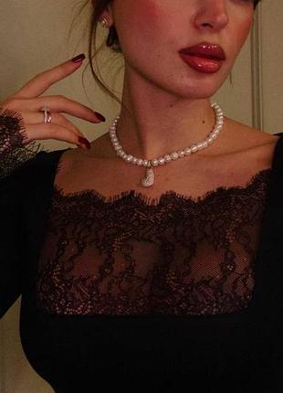 Трендова кофтинка з мереживом