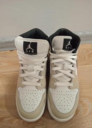 Кроссовки женские nike