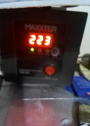 Стабилизатор напряжения 500va в отличном состоянии