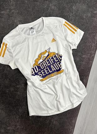 Футболка adidas