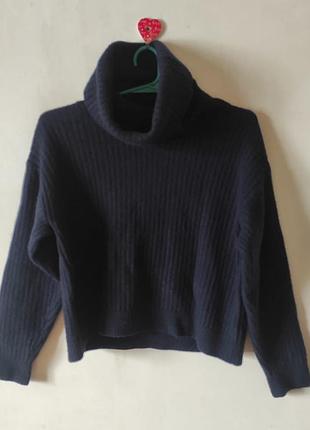 Шерстяний светр