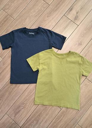 Две базовые футболки для мальчика футболка