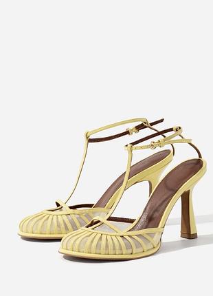 Босоніжки kacharovsca