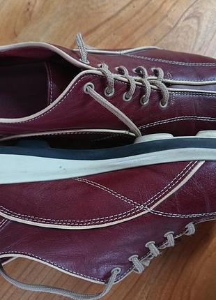 Кросівки оригінальні брендові