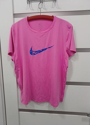 Футболка  nike