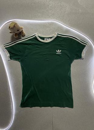 Футболка adidas/ розмір м/стан 10/10