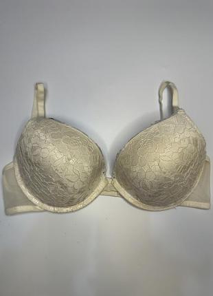 Бюстгальтер