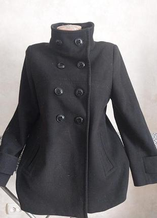 Пальто жіноче