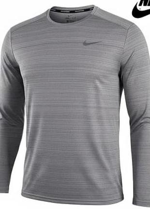 Спортивний чоловічий лонгслів nike running для бігу або зало