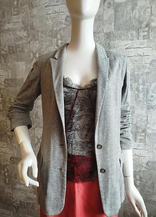 М'який жакет від massimo dutti