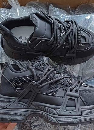 Модні стильні жіночі кросівки р.37,38