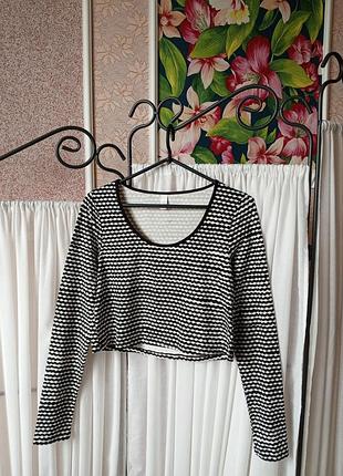 Стильна котонова кофта в красивий принт.