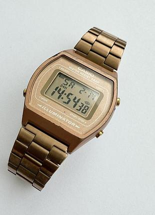 Женские наручные часы casio vintage b640wc-5a в корпусе розового золота