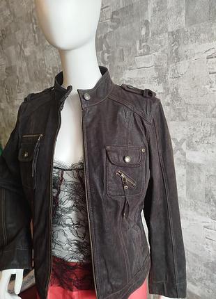 Брендовая кожаная куртка arma