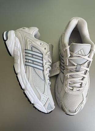 Кросівки adidas response w 42 2/3 р оригінал