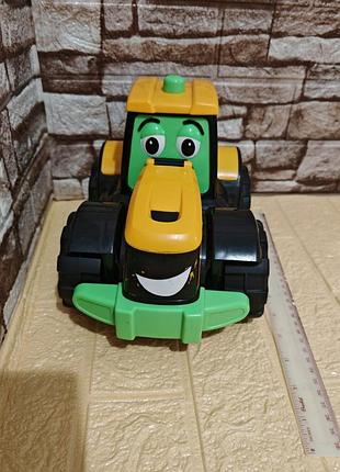 Великий транспорт для хлопчика, тракторець, заміри видно на фото