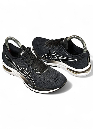 Женские кроссовки asics