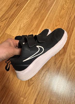 Nike дитячі легенькі кросівки унісекс як нові 27 р